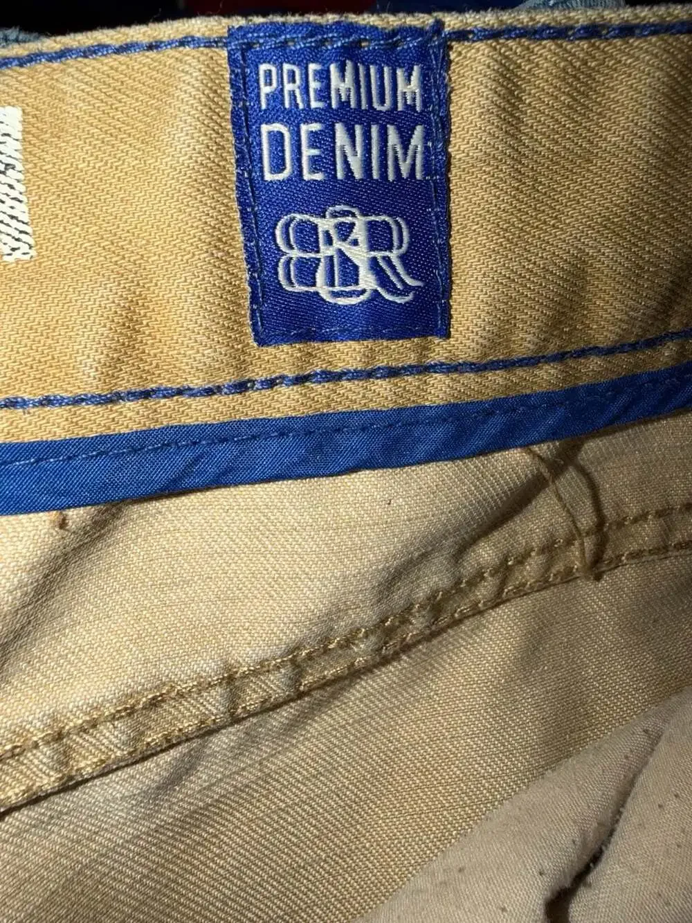 Beat & Rhythm Biker Denim Shorts Khaki with Pleated Panels and Zipper Accents